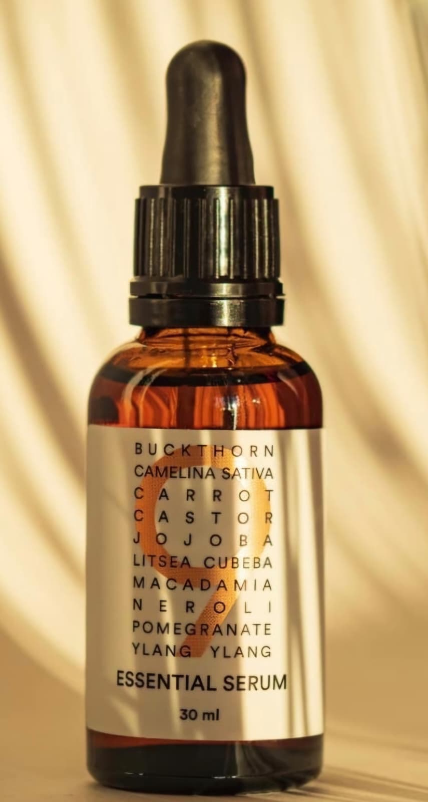 9 Skincare Essential Serum -öljyseerumi kasvoille, 30 ml